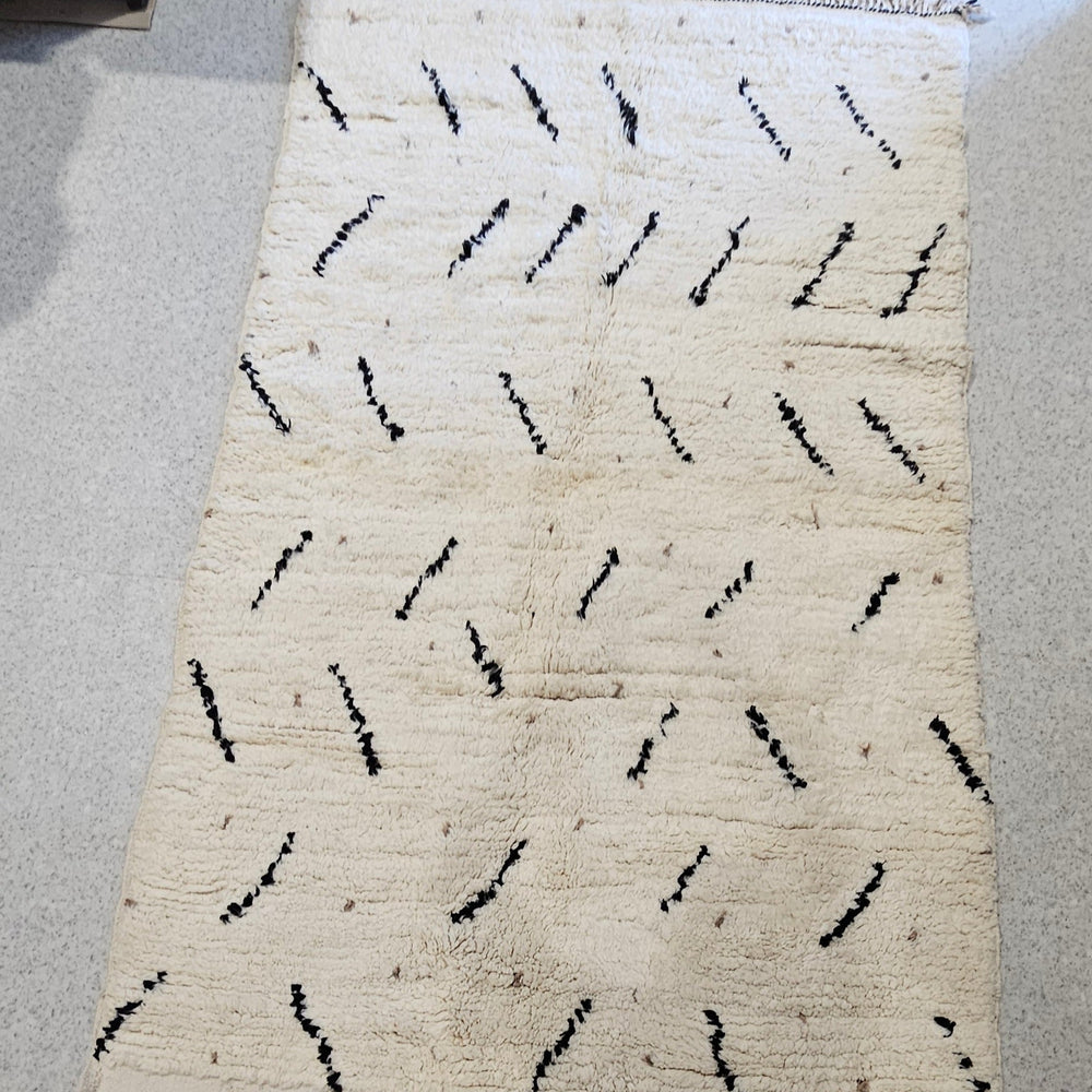 Large wool Moroccan rug 13