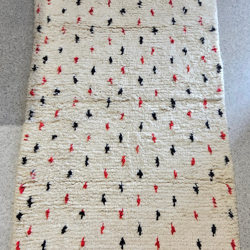 
                      
                        Twinkle - Moroccan Berber Rug 28
                      
                    