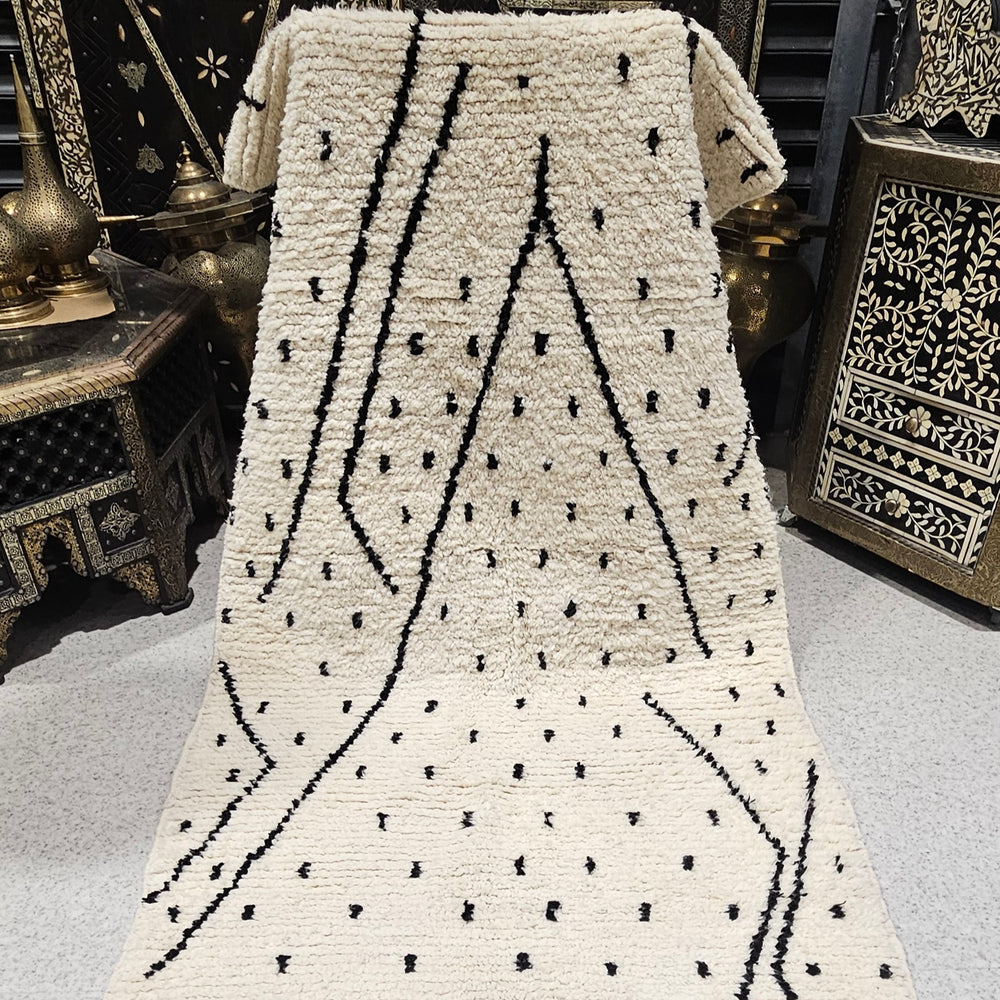 Large black and white dotted Moroccan rug 52